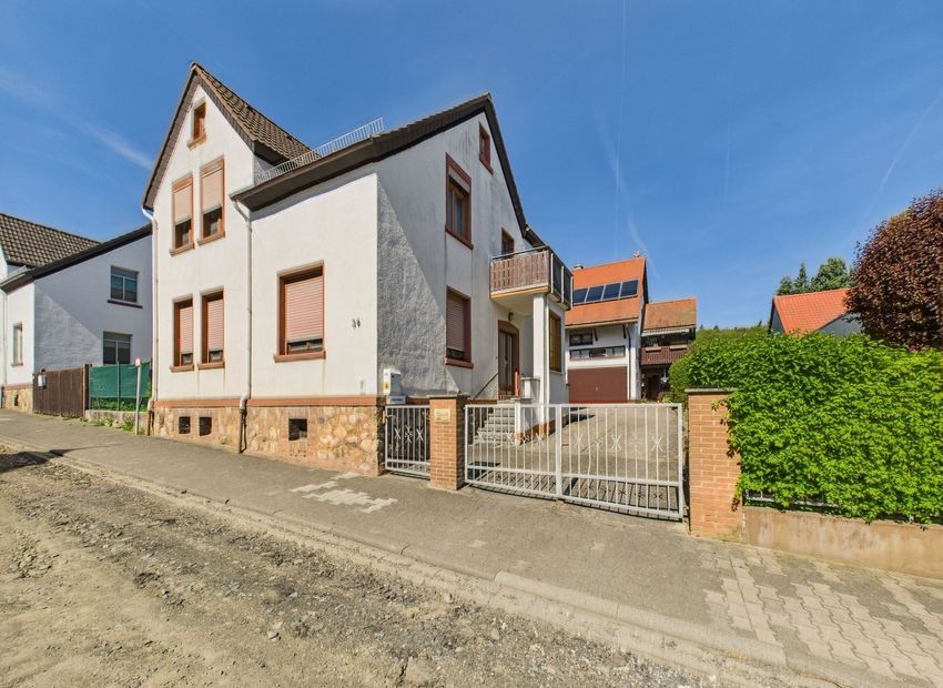 Usingen-Wernborn: Zwei Häuser ein Preis! - Eine einmalige Gelegenheit.