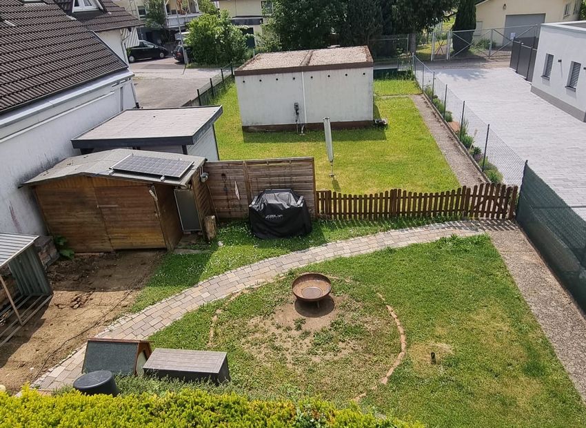 Limburg-Eschhofen: Eigentumswohnung mit Balkon, Garten und Garage