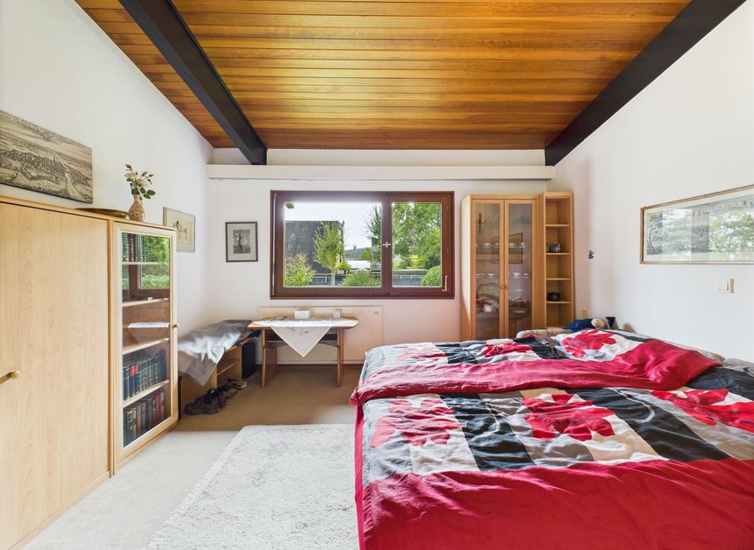 Wehrheim: Wohlfühl-Bungalow mit großem Garten – ein seltenes Angebot!