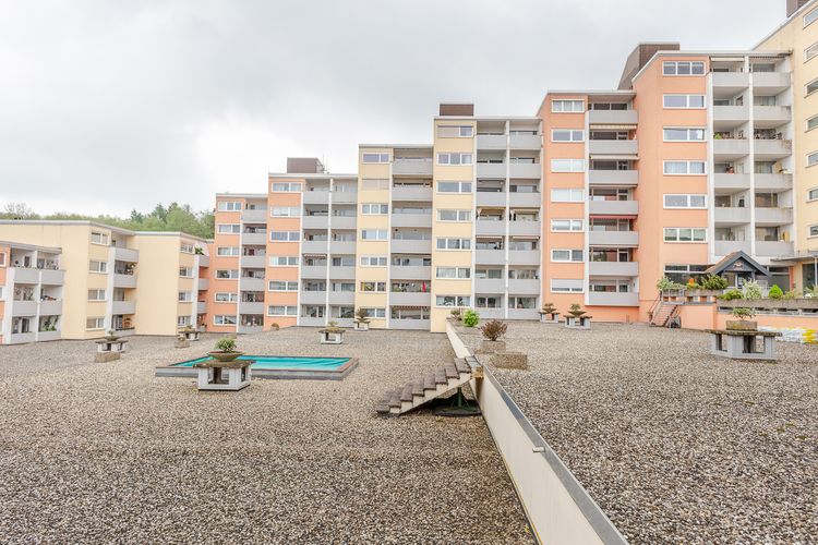 Taunusstein Wehen: 3,5 Zimmer-Eigentumswohnung mit TG-Platz!
