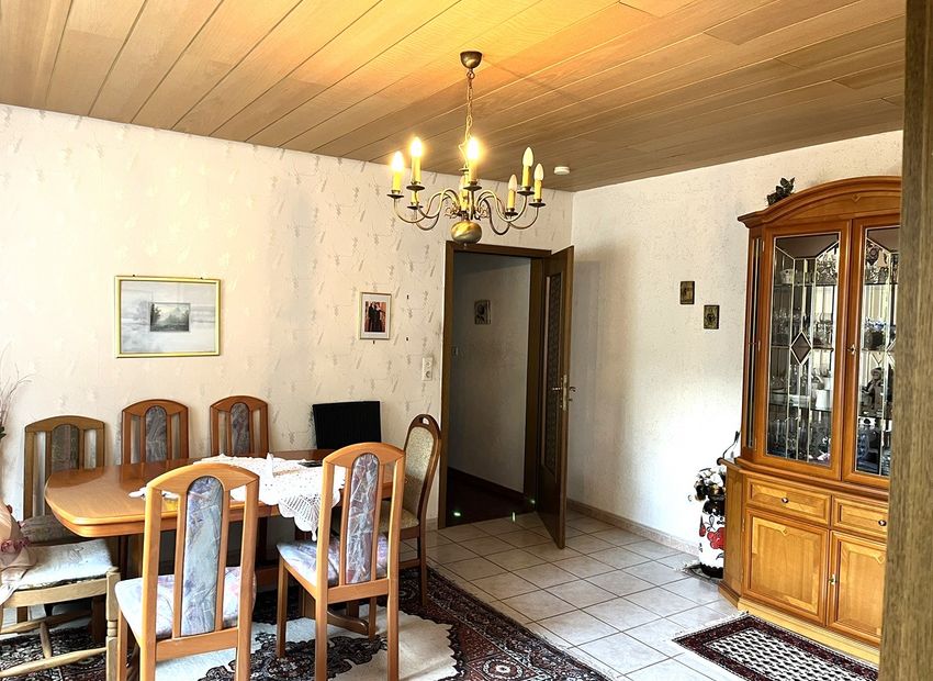 Bad Ems: 2-Familienhaus in guter Lage!