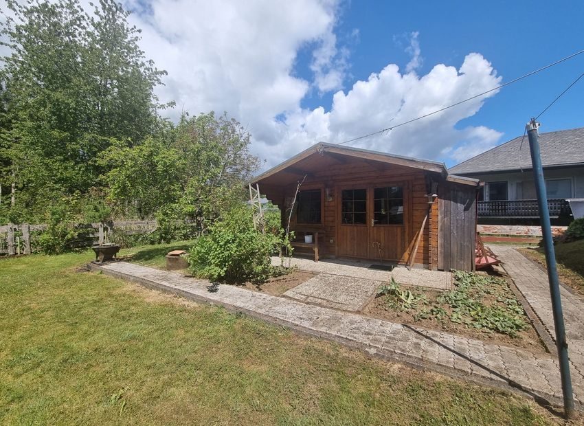 Gemeinde Waldaubach: Freistehender Bungalow (barrierefrei) mit Garage in Waldrandlage