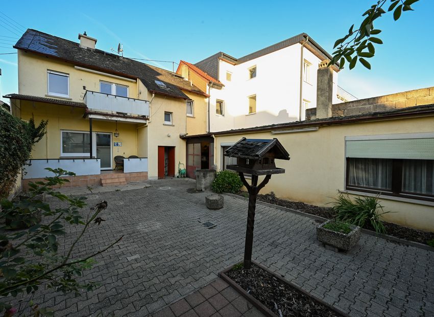 Attraktives Reihenmittelhaus in zentraler, dennoch ruhiger Lage von Geisenheim!