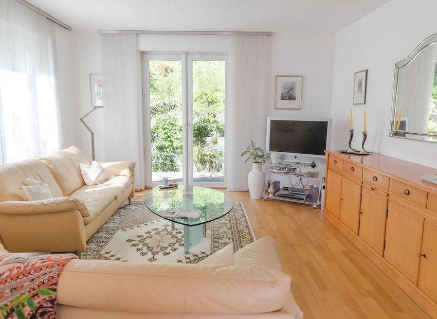 Eppstein Vockenhausen: Altengerechte 2,5-Zimmer-Wohnung mit Traumterrasse und Weitblick!