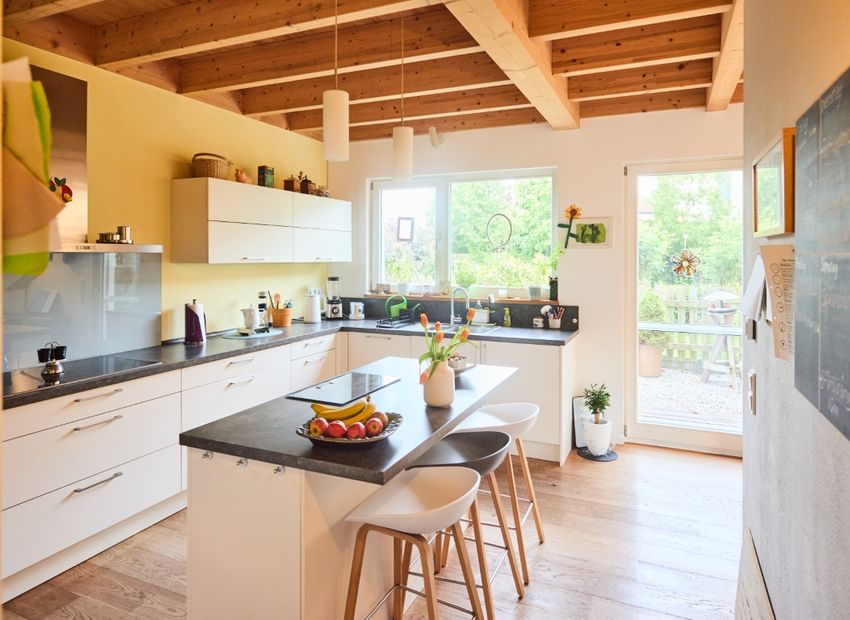 Usingen: Architektenhaus in gehobener Qualität und Lage!!