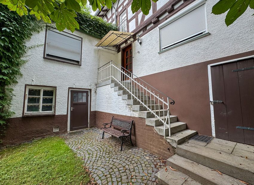 Aarbergen-Panrod: Charmantes Fachwerkhaus mit Heizung von 2023, kein Denkmalschutz!