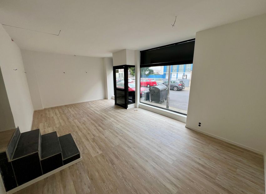 Attraktives Ladenlokal in Wiesbaden-Biebrich – vielseitig nutzbar