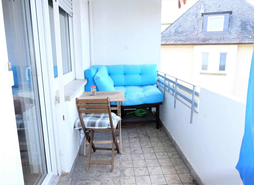 Königstein! Gut vermietete 2-Zi.-Whg. mit Balkon und PKW-Stellplatz.