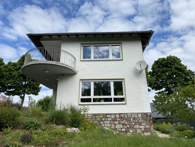 Bad Schwalbach: Zeitreise mit Stil – Wohnen im Charme der 60er-Jahre