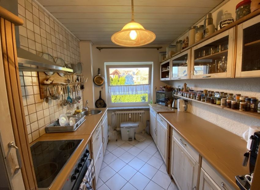 Bleidenstadt: Einziehen & Zuhause sein – liebevoll sanierte 3-Zimmer-Wohnung mit Balkon