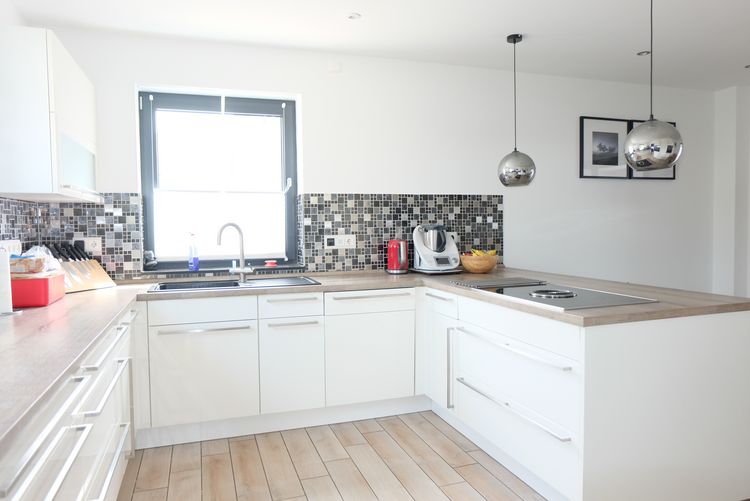 Hanau! Freistehendes, Baujahrjunges Einfamilienhaus mit 180m² Wohnfläche auf 322m² Grundstück.