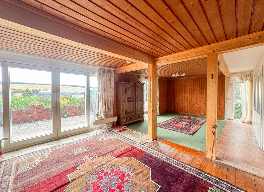 Strinz-Trinitatis: Charmantes Holzrahmenhaus auf Traumgrundstück!