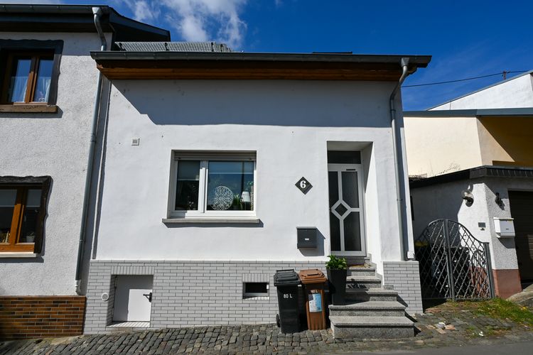 Weiler bei Bingen: Charmantes Einfamilienhaus mit gemütlicher Terrasse!