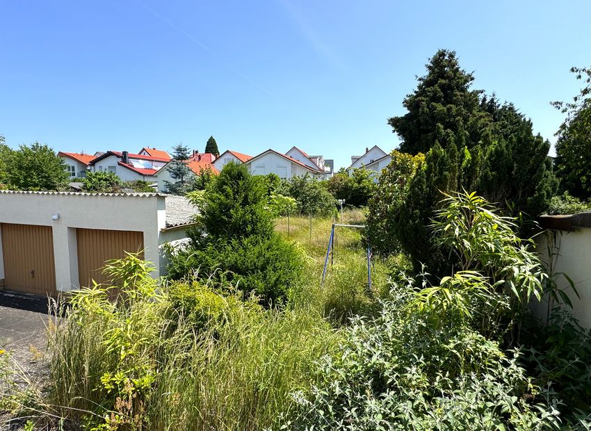 Mörfelden Walldorf! Ca. 693m² großes Abrissgrundstück in Bahnhofsnähe.