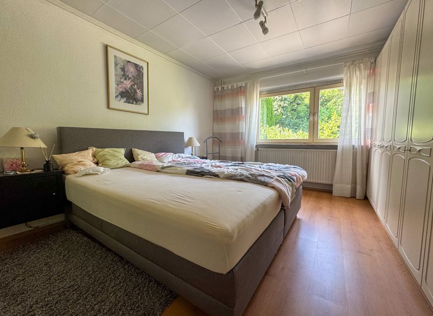 Bad Schwalbach: Attraktives Zwei-Familienhaus mit großem Grundstück in Heimbach!