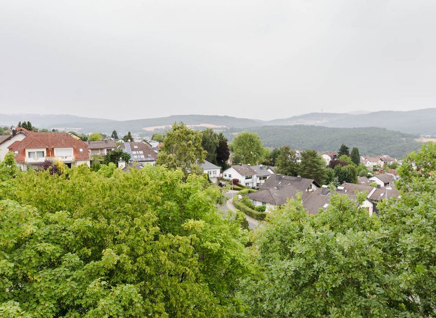 Eppstein Bremthal: Attraktive 2,5 -Zimmer-Eigentumswohnung mit Taunusblick!