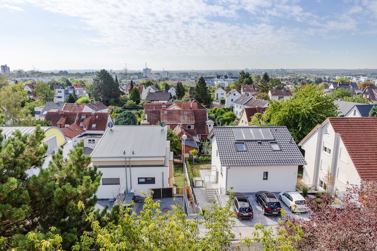 Biebrich: Für Menschen mit Weitblick, 3 Zimmer-Maisonette!