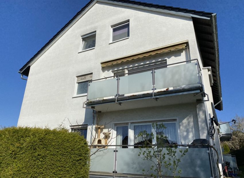 Bleidenstadt: Einziehen & Zuhause sein – liebevoll sanierte 3-Zimmer-Wohnung mit Balkon