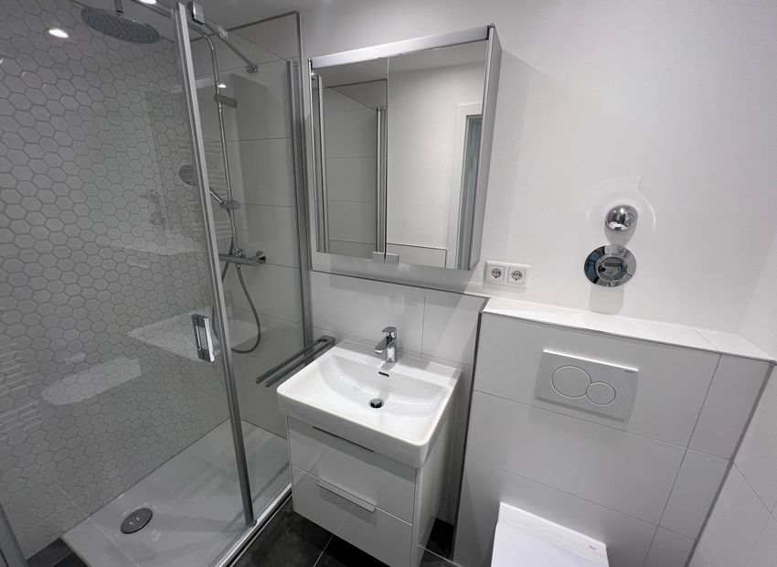 Erstbezug nach Sanierung! Schöne 2-Zimmer-Wohnung in zentraler Lage von Wiesbaden!