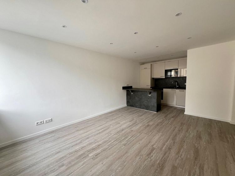 Erstbezug nach Sanierung! Schöne 2-Zimmer-Wohnung in zentraler Lage von Wiesbaden!