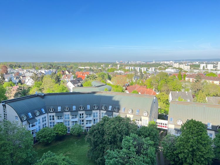 Frankfurt-Sachsenhausen! 2-Zi.-Whg. mit Balkon zur Selbsnutzung oder als Anlageobjekt.