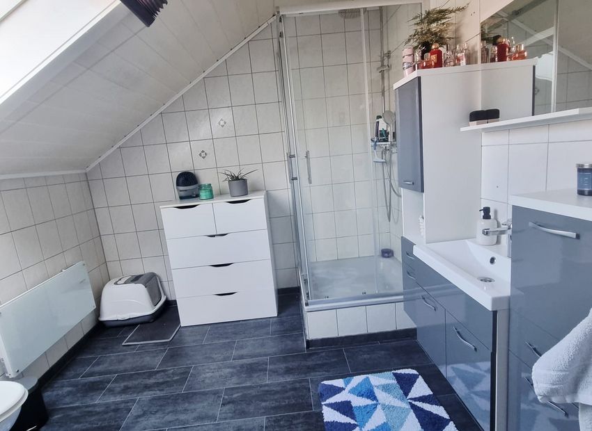 Stein-Neukirch: Ein- bis Zweifamilienhaus mit Potenzial und kleinem Areal