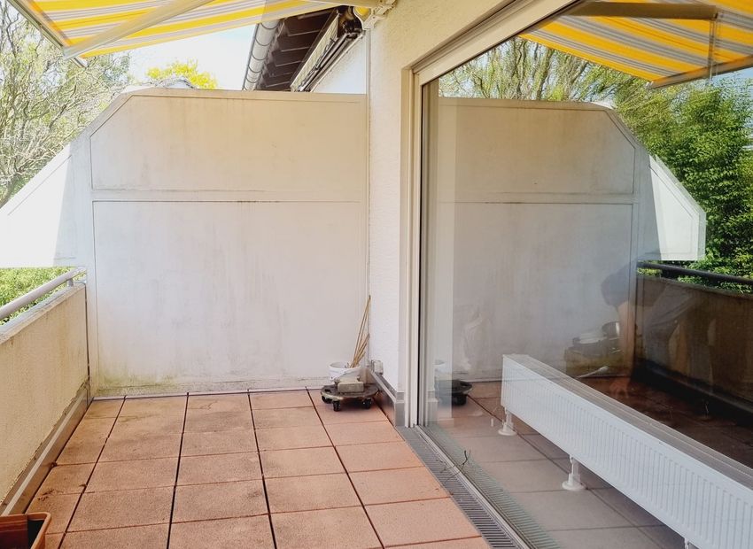Bad Camberg: Eigentumswohnung im Atriumhaus mit PKW-Stellplatz in ruhiger sonniger Lage