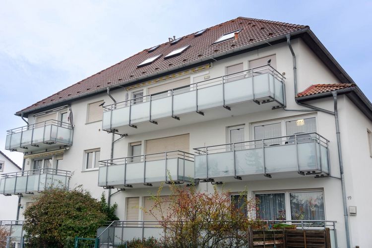 Flörsheim: Wohnung mit Garage und solventen Mietern!