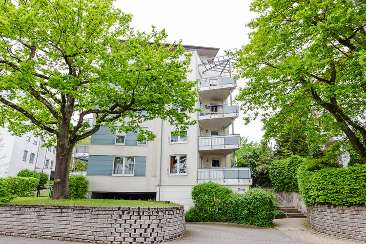 Wiesbaden - Kohlheck: Vermietete 3 Zimmer-Wohnung mit TG-Stellplatz!