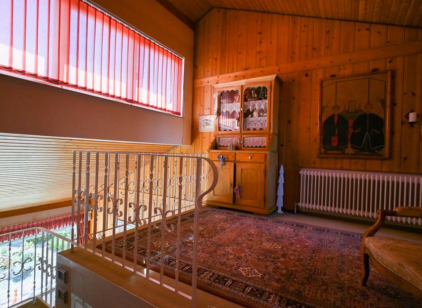 Wiesbaden: Split-Level-Reihenendhaus in Delkenheim!