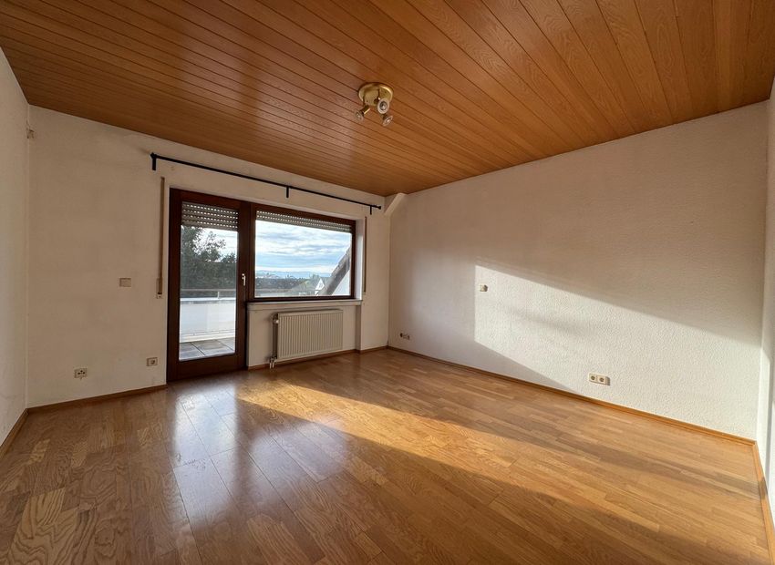 Taunusstein-Wehen:  Willkommen zuhause – Ihr Rückzugsort über den Dächern!