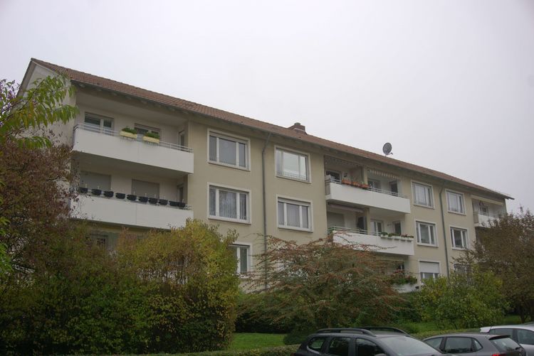 Wiesbaden: Schöne 3 Zimmer-Wohnung mit Balkon