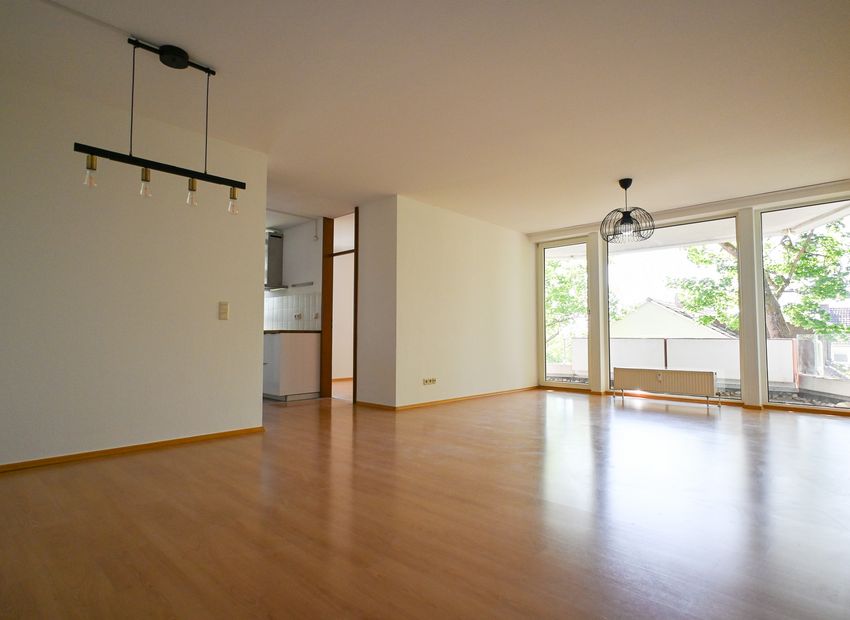 Wiesbaden: Außergewöhnliche 3-Zimmerwohnung in der Aarstraße!